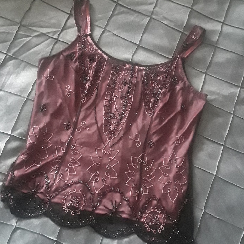 🌹Stunning classy🌹 beaded sleeveless top size L
